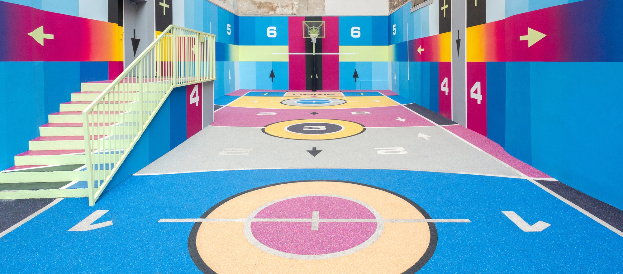 escritura Culpable buque de vapor Pigalle Duperré Basketball Court — Nike Grind Stories